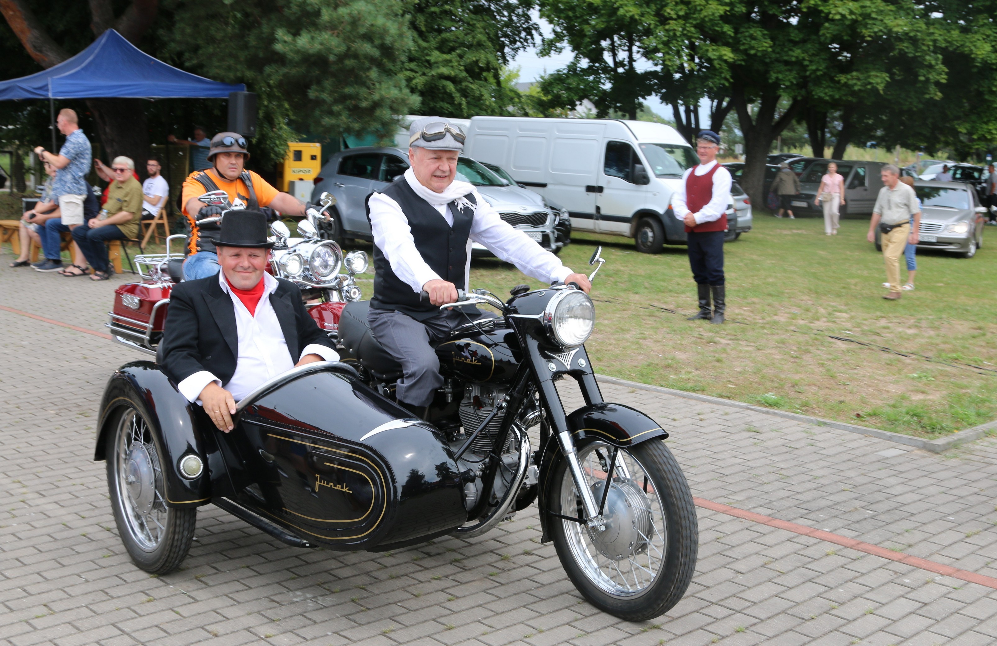 „45-lecie działalności Towarzystwa Przyjaciół Ziemi Sztabińskiej im. Karola Brzostowskiego”…