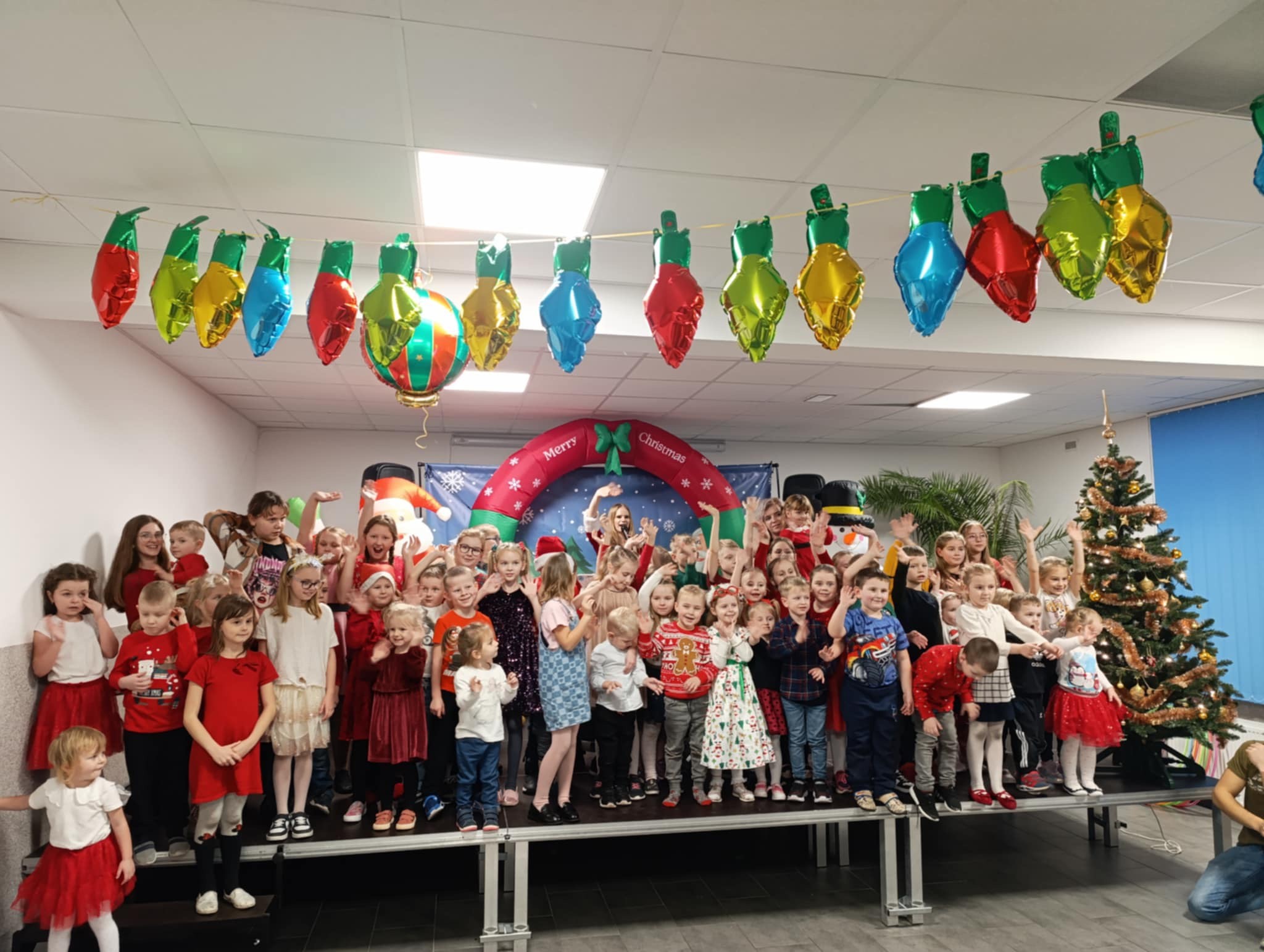 Zabawa mikołajkowa
W dniu 1 grudnia 2024 r. w Świetlicy Wiejskiej w Sztabinie miała miejsce wspani…