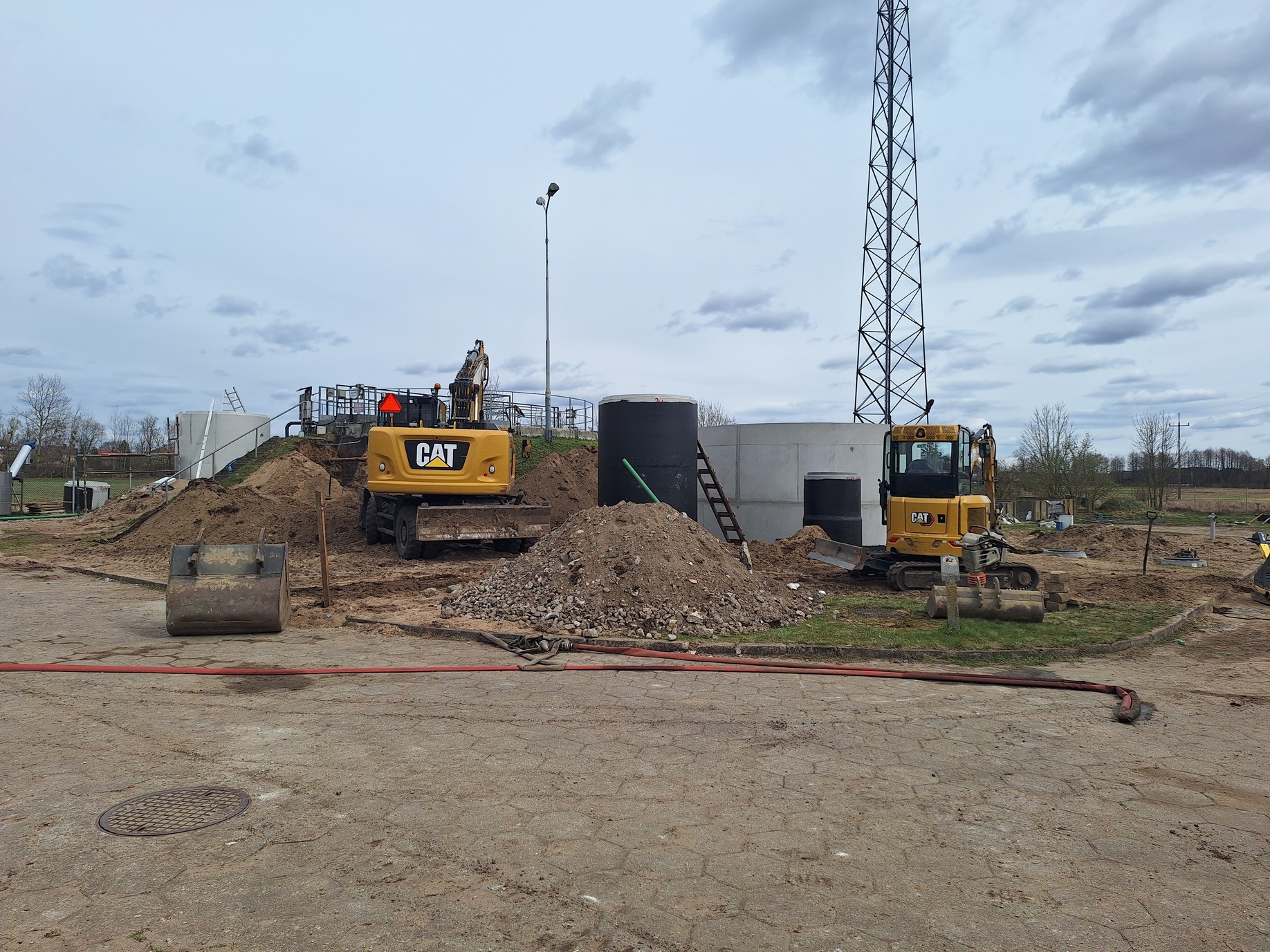 Budowa oczyszczalni ścieków w Sztabinie, w tym osadnika wtórnego i pompowni recyrkulacji
Projekt…