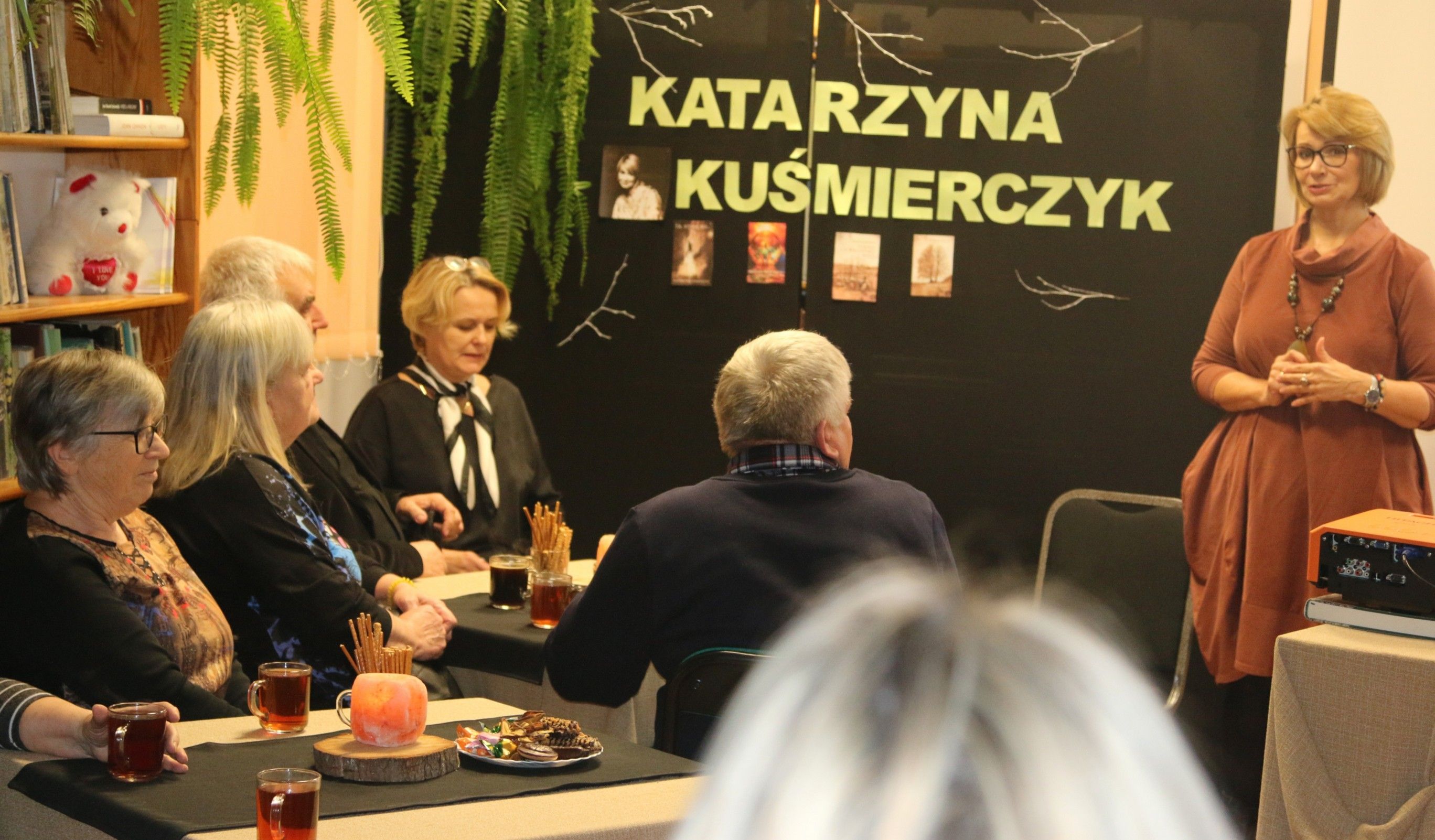 Spotkanie autorskie z Katarzyną Kuśmierczyk
W Centrum Biblioteczno-Kulturalnym w Sztabinie odbyło…