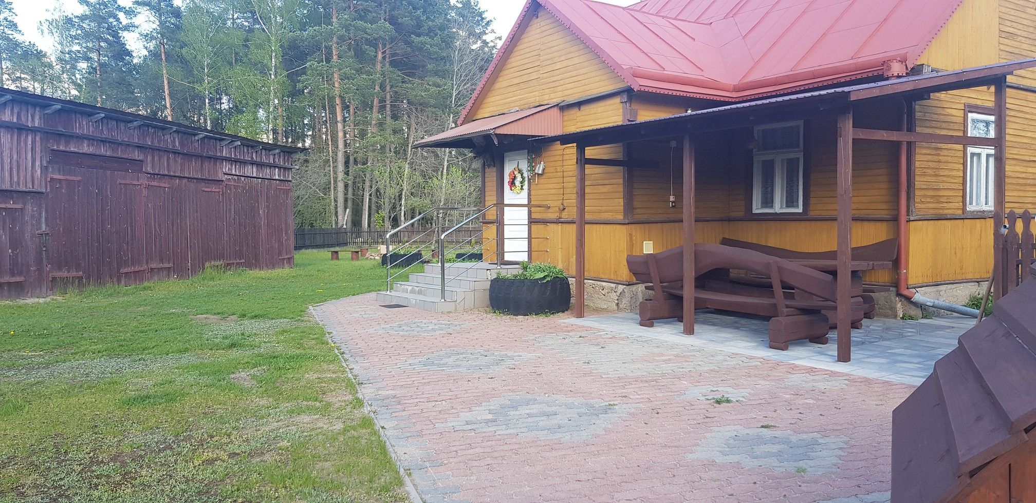Leśna Kraina
Balinka
tel: 505003117
Całoroczny domek w Puszczy Augustowskiej w miejscowości Bali…
